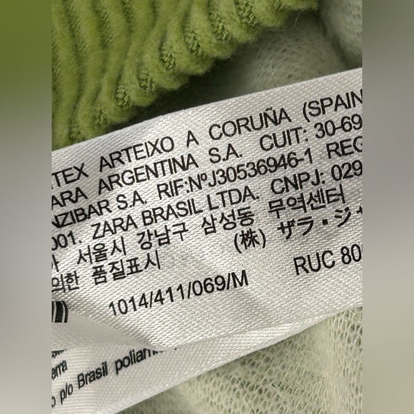 "NWT" Zara Kelly Green Sleeveless Turtle Neck Sweater- Women's Size Medium - Picture 6 of 8